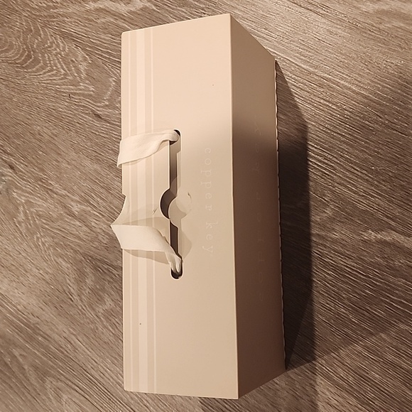 Copper Key Rhinestone Flats - Picture 7 of 7